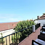 Casa Do *